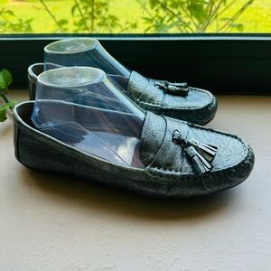Josef Seibel Elina 01 metallic pebbled leather tassel loafer Size 41/US 9.5-10